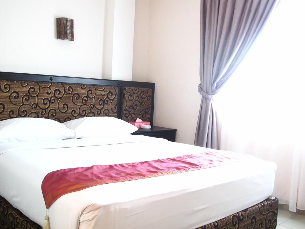 Gaja Hotel Pekanbaru Zewnętrze zdjęcie